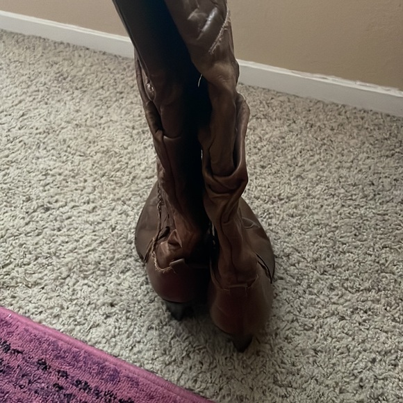 Vintage, slouchy boots by Zodiac - Picture 4 of 8